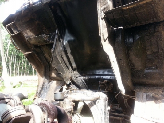 รถมิตซู 10 ล้อ ท้ายลาด 190 แรงม้า. สนใจติดต่อ 081 - 6079515 รถมิตซู 10 ล้อ ท้ายลาด 190 แรงม้า. สนใจติดต่อ 081 - 6079515