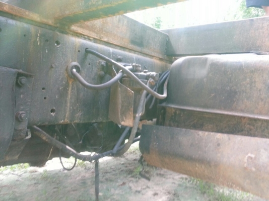 รถมิตซู 10 ล้อ ท้ายลาด 190 แรงม้า. สนใจติดต่อ 081 - 6079515 รถมิตซู 10 ล้อ ท้ายลาด 190 แรงม้า. สนใจติดต่อ 081 - 6079515