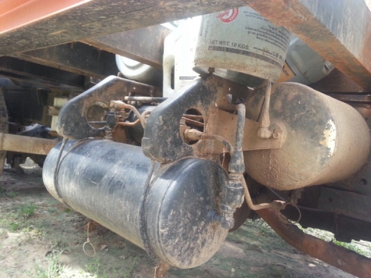 รถมิตซู 10 ล้อ ท้ายลาด 190 แรงม้า. สนใจติดต่อ 081 - 6079515 รถมิตซู 10 ล้อ ท้ายลาด 190 แรงม้า. สนใจติดต่อ 081 - 6079515