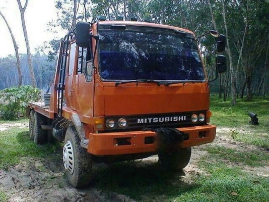 รถมิตซู 10 ล้อ ท้ายลาด 190 แรงม้า. สนใจติดต่อ 081 - 6079515 รถมิตซู 10 ล้อ ท้ายลาด 190 แรงม้า. สนใจติดต่อ 081 - 6079515