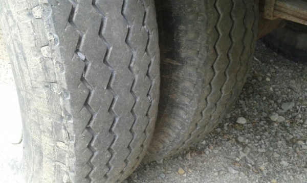 รถอีซูซุ 6 ล้อดั้ม FTR 165 แรงม้า. ปี 36 สนใจติดต่อ 081 - 6079515 รถอีซูซุ 6 ล้อดั้ม FTR 165 แรงม้า. ปี 36 สนใจติดต่อ 081 - 6079515