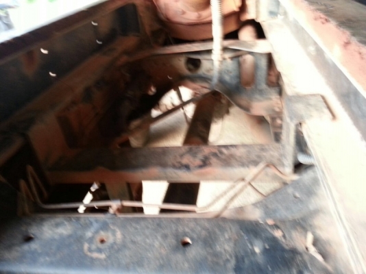 รถอีซูซุ 6 ล้อดั้ม FTR 165 แรงม้า. ปี 36 สนใจติดต่อ 081 - 6079515 รถอีซูซุ 6 ล้อดั้ม FTR 165 แรงม้า. ปี 36 สนใจติดต่อ 081 - 6079515