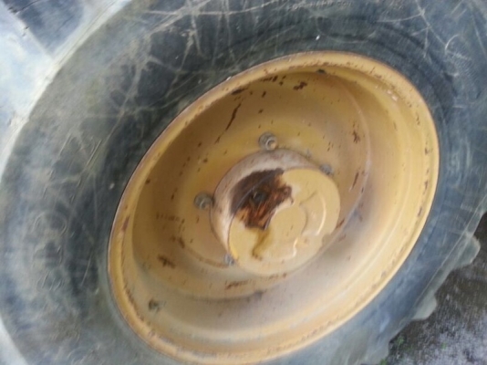 รถตัก JCB ( ตักหน้า , ขุดหลัง ) สนใจติดต่อ 081 - 6079515 รถตัก JCB ( ตักหน้า , ขุดหลัง ) สนใจติดต่อ 081 - 6079515