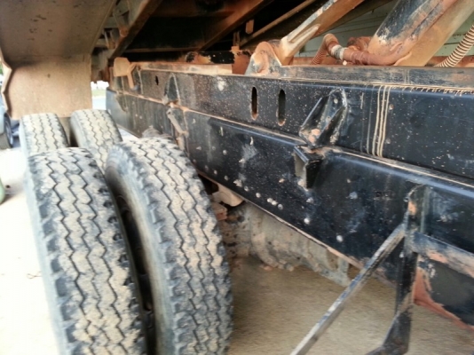 รถอีซูซุ 10 ล้อดั้ม FXZ 270 แรงม้า. ปี 50. สนใจติดต่อ 081 - 6079515 รถอีซูซุ 10 ล้อดั้ม FXZ 270 แรงม้า. ปี 50. สนใจติดต่อ 081 - 6079515