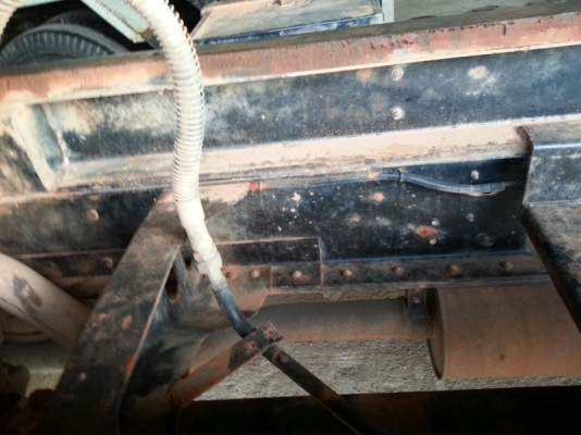 รถอีซูซุ 10 ล้อดั้ม FXZ 270 แรงม้า. ปี 50. สนใจติดต่อ 081 - 6079515 รถอีซูซุ 10 ล้อดั้ม FXZ 270 แรงม้า. ปี 50. สนใจติดต่อ 081 - 6079515