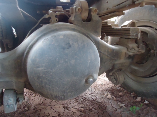 ขายด่วนรถสิบล้อดรั้มหัวยาว2เพลาร็อกกี้210เพลาโบกี้ใหญ่