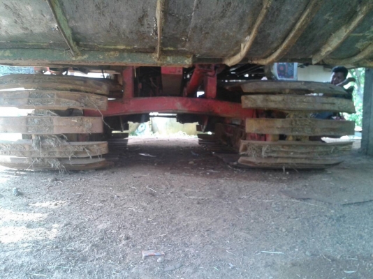 ขายรถเกี่ยวข้าวยกคู่ ศักดิ์พัฒนา ตัว1 ตัวเดิน12 ปั๊มไดกิ้น13 เครื่องอีซูซุ6HH1 โบ อุ้ม2.5ตัน ตัว2ตัวเดิน10โม่โรงงานปั๊ม23อุ้ม สภาพพร้อมใช้งาน เครื่องอีซูซุ6HH1