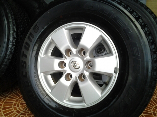 ขายล้อ พร้อมยาง Vigo Preerunner ขอบ 15" พร้อมน็อต