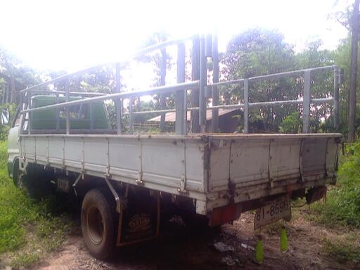 อีซูซู TL85สภาพพร้อมใช้ ยาว4.30ม.ทะเบียนพร้อมโอน