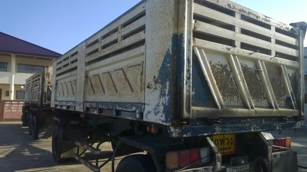 รถดัั้มสวย..แม่..ลูก...270แรงปี*47 ลูก2คาน ปี*48...สภาพดี..สวย.ห้างแท้.(รถ บ.รับเหมา)