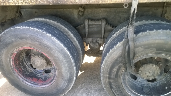 รถดัั้มสวย..แม่..ลูก...270แรงปี*47 ลูก2คาน ปี*48...สภาพดี..สวย.ห้างแท้.(รถ บ.รับเหมา)