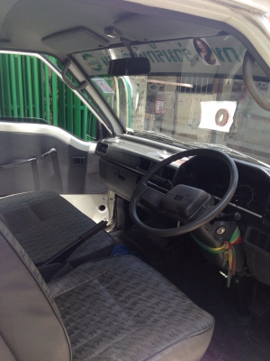 ขายรถตู้ MITSUBISHI L300 ปี96 ภายในสวยครบไม่มีแตกหัก