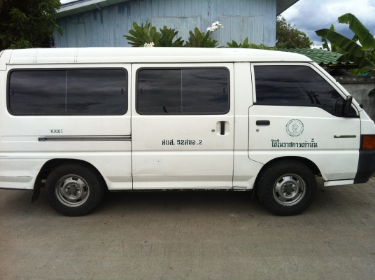 ขายรถตู้ MITSUBISHI L300 ปี96 ภายในสวยครบไม่มีแตกหัก