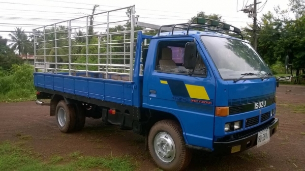 ขาย NPR 115 ซื้อไปใช้งานไม่ผิดหวังแน่นอน ทะเบียนพร้อมโอน ราคาต่อรองได้ครับ