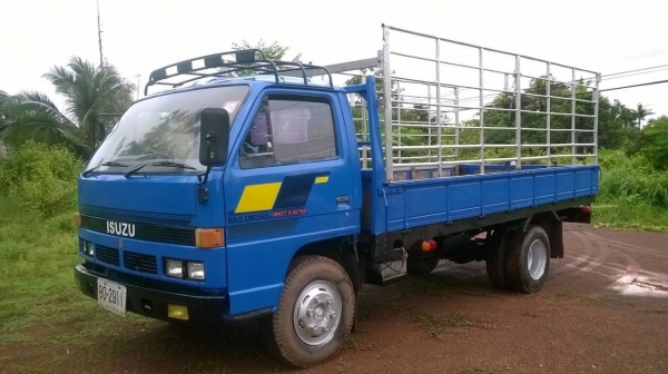 ขาย NPR 115 ซื้อไปใช้งานไม่ผิดหวังแน่นอน ทะเบียนพร้อมโอน ราคาต่อรองได้ครับ