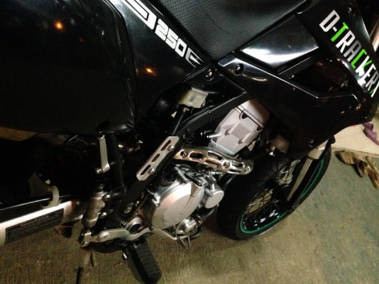 __Dtracker 250 สีเขียว สภาพสวยเดิม $ 89,000__ __Dtracker 250 สีเขียว สภาพสวยเดิม $ 89,000__