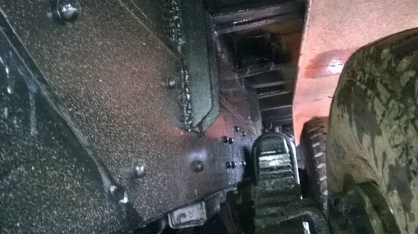 ขายเทนเลอร์ 10 ล้อหัวยาว 2 เพลาใหญ่  เครื่อง EH700 168 แรงม้า สโลว์กลาง ยางเต็ม ทะเบียนพร้อมโอน