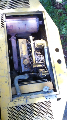 รถขุด KOMATSU PC60-5 มีบุ้งกี๋แถมฟรี.