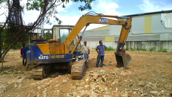 รถขุด KATO 60 SE