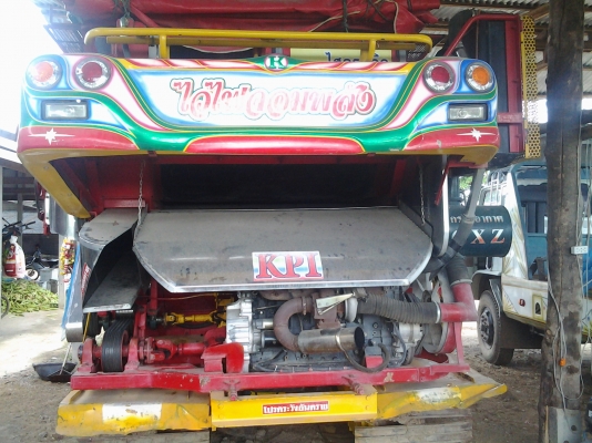 ขายรถเกี่ยวเจ้าช้างพร้อมเทเลอร์ ราคา2 000000 ติดต่อ 0897070053 มงคล