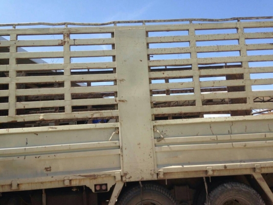 รถฮีโน่ 10 ล้อ รั้ว ( ไม่ดั้ม ) FL3H 195 แรงม้า. ปี 38 สนใจติดต่อ 081 - 6079515 รถฮีโน่ 10 ล้อ รั้ว ( ไม่ดั้ม ) FL3H 195 แรงม้า. ปี 38 สนใจติดต่อ 081 - 6079515