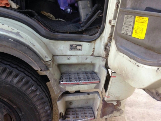 รถฮีโน่ 10 ล้อ รั้ว ( ไม่ดั้ม ) FL3H 195 แรงม้า. ปี 38 สนใจติดต่อ 081 - 6079515 รถฮีโน่ 10 ล้อ รั้ว ( ไม่ดั้ม ) FL3H 195 แรงม้า. ปี 38 สนใจติดต่อ 081 - 6079515