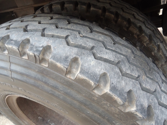 ขายหางลาก3เพลาแท้ดรั้มกะบะสามมิตรลอนเฉียงยาว9เมตรปี50