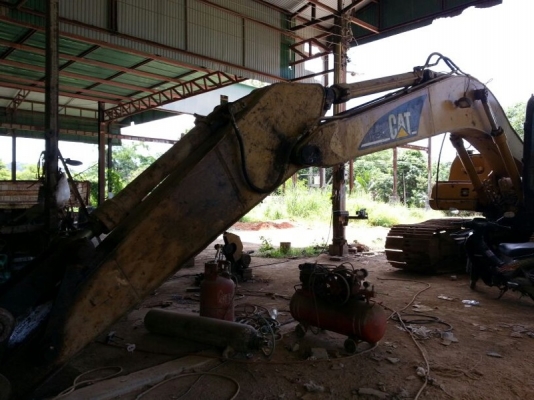 รถแบคโฮ CAT 320C. สนใจติดต่อ 081 - 6079515 รถแบคโฮ CAT 320C. สนใจติดต่อ 081 - 6079515