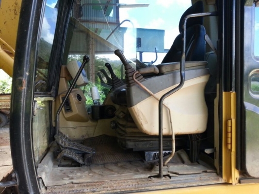 รถแบคโฮ CAT 320C. สนใจติดต่อ 081 - 6079515 รถแบคโฮ CAT 320C. สนใจติดต่อ 081 - 6079515