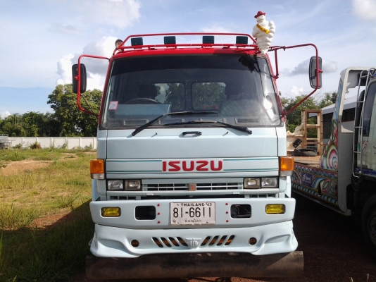 ขาย 10ล้อ 2 เพลา 240 นางฟ้าแท้สวยมากๆเทเลอร์สวยติดต่อ 0897070053 มงคลราคา1320000