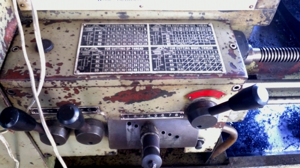 เครื่องกลึง 5 ฟุต 3 เพลา เกียร์บล็อก รุ่นหนัก ฐานเหล็กหล่อ สภาพสวย พร้อมใช้งาน 98,000  ด่วน !!!!