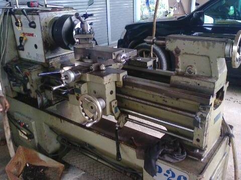 เครื่องกลึง 5 ฟุต 3 เพลา เกียร์บล็อก รุ่นหนัก ฐานเหล็กหล่อ สภาพสวย พร้อมใช้งาน 98,000  ด่วน !!!!