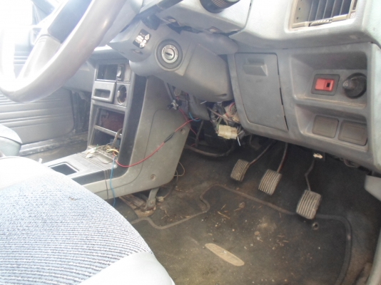 มิตซูบิชิ แชมป์ รถขับทุกวัน ติดแก๊สเรียบร้อย พรบ. ไม่ขาดต่อ เอกสารพร้อมโอน มิตซูบิชิ แชมป์ รถขับทุกวัน ติดแก๊สเรียบร้อย พรบ. ไม่ขาดต่อ เอกสารพร้อมโอน