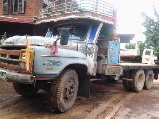 ISUZU ขนแมคโค เครื่อง 145 มีสโลว์กลาง เพาเวอร์ เดียร์รอคกี้เสื้อลาย 2เพลา โบกี้เคที โนบุคนะครับ ISUZU ขนแมคโค เครื่อง 145 มีสโลว์กลาง เพาเวอร์ เดียร์รอคกี้เสื้อลาย 2เพลา โบกี้เคที โนบุคนะครับ