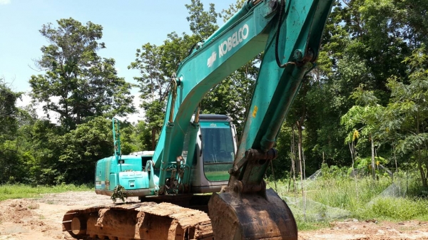 ขายรถขุดแบ็คโค KOBELCO200-6 MARK VI เอกสารพร้อม เครื่องดี ปั๊มแห้ง เอกสารอินวอยซ์  บูมดีเอวดี แอร์เย็น ปั๊มดี เดิม