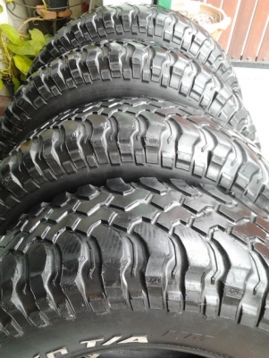 BF Km1 ขนาด 285/75/16 ปี07 สภาพดี พร้อมใช้งาน 1ชุด BF Km1 ขนาด 285/75/16 ปี07 สภาพดี พร้อมใช้งาน 1ชุด