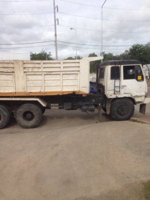 10ล้อดั้มFN527MA ...10สปีด เครื่อง6D16 แอร์เย็น ยางเต็ม ช่วงล่างแน่น..เช็คสภาพใหม่ เล่ม ม.79...