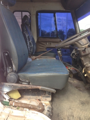 10ล้อดั้มFN527MA ...10สปีด เครื่อง6D16 แอร์เย็น ยางเต็ม ช่วงล่างแน่น..เช็คสภาพใหม่ เล่ม ม.79...