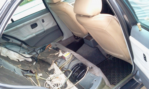 ขาย BMW e36 318 รถหลุดจำนำคับ ขายเป็นอะไหล่คับ ขับกลับได้เลย ขาย BMW e36 318 รถหลุดจำนำคับ ขายเป็นอะไหล่คับ ขับกลับได้เลย