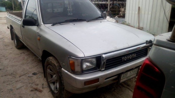 ขายถูกก โตโยต้า ไมค์ตี้เอ็กซ์