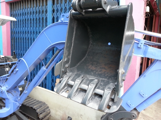 ขาย รถขุด KOMATSU รุ่น PC30-7- แทร็กเหล็ก มือสองญี่ปุ่น ขาย รถขุด KOMATSU รุ่น PC30-7- แทร็กเหล็ก มือสองญี่ปุ่น