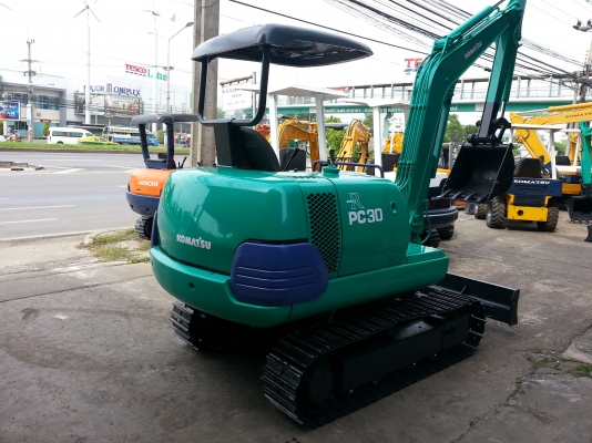 ขาย รถขุด KOMATSU รุ่น PC30-7- แทร็กเหล็ก มือสองญี่ปุ่น ขาย รถขุด KOMATSU รุ่น PC30-7- แทร็กเหล็ก มือสองญี่ปุ่น