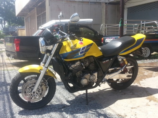 วุฒินนบุรี// ถุกที่สุดใน3โลก CB400sf ปี93 สภาพตามรูปเครื่องติดพร้อมใช้คับยางหน้าหลังพอได้