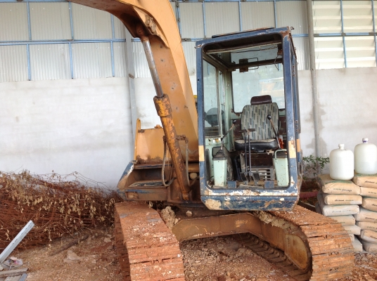 แบคโฮ PC 60-5