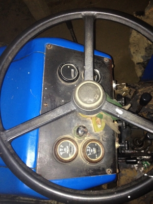 ขาย รถแทรคเตอร์ แชมป์ 304 SLX(4x4)