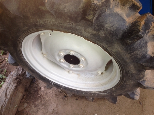 ขาย รถแทรคเตอร์ แชมป์ 304 SLX(4x4)