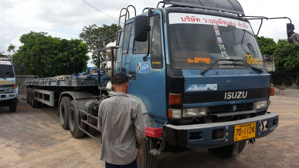 ต้องการขาย rockyngv6ถัง หัวนอกพร้อมหาง3เพลา11ม.panus