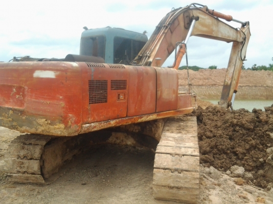 ขายHITACHI  ex200-3 ราคาถูก599,000บาท