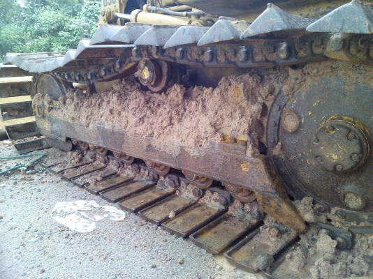 ขายรถแทรคเตอร์ CAT D3C รถสวยพร้อมใช้ช่วงล่างแน่น ขายรถแทรคเตอร์ CAT D3C รถสวยพร้อมใช้ช่วงล่างแน่น