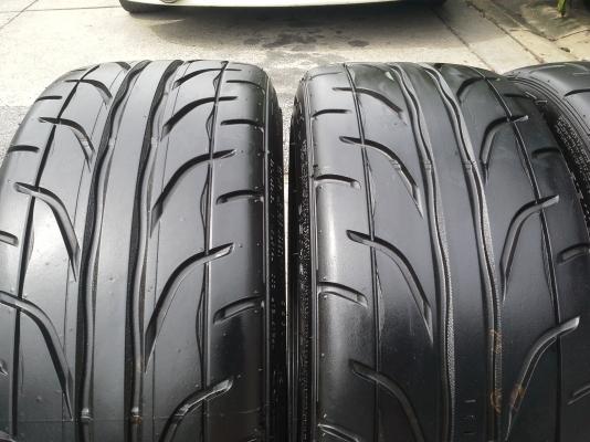 ยางซิ่ง Dunlop direzza sport Z1 ปี12 1ชุดสวยๆ(ปรับราคา10000) ยางซิ่ง Dunlop direzza sport Z1 ปี12 1ชุดสวยๆ(ปรับราคา10000)